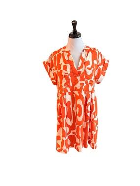 Entro Women’s Orange Abstract V-Neck Short Sleeve Dress Size Small